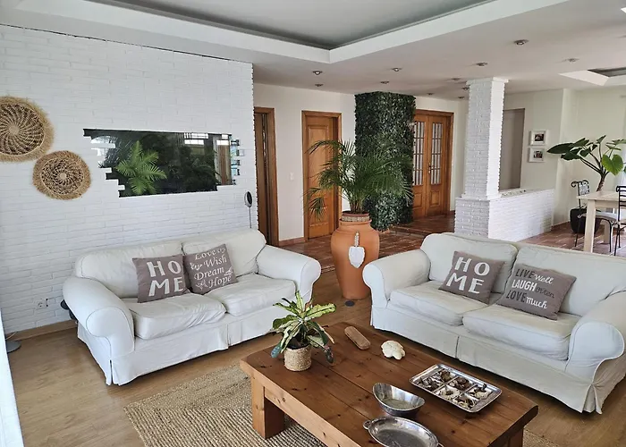 BeGuest Lagoon Refuge Villa *