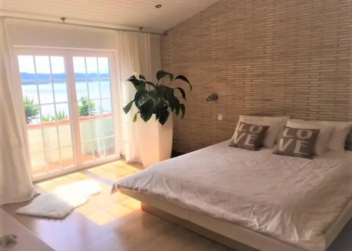 BeGuest Lagoon Refuge Villa