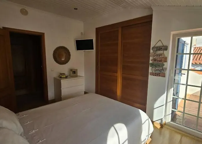 BeGuest Lagoon Refuge *